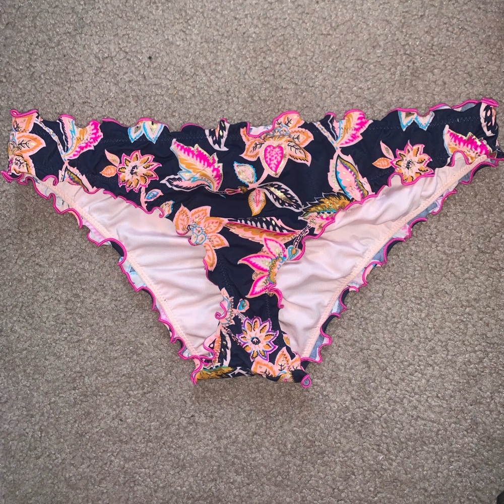 Target Shade & Shore Brand Bikini Bottoms